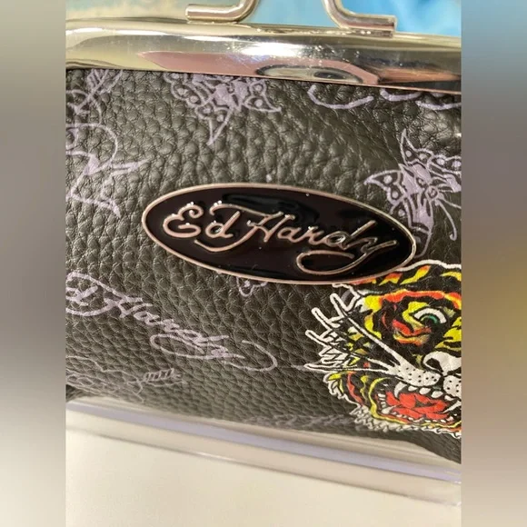 Ed Hardy Coin Pouch with Tiger - Picture 3 of 5